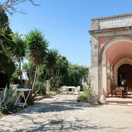 בית נופש ;tenuta Vigna La Corte 250s פוג'ארדו